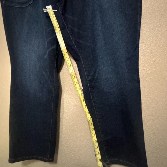 Torrid Blue Ankle Cropped Jeans Classic Denim - Picture 8 of 10